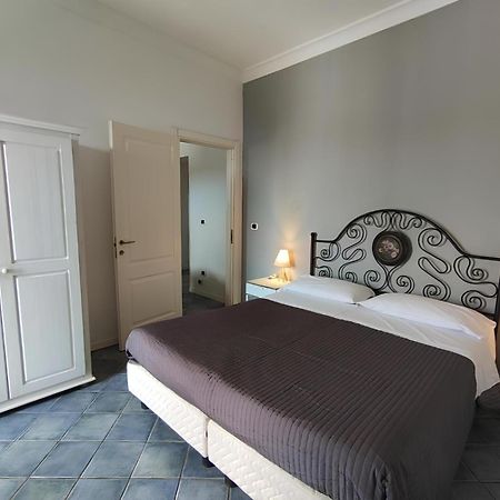 Aparthotel La Rosa Sul Mare Syracuse Exterior foto